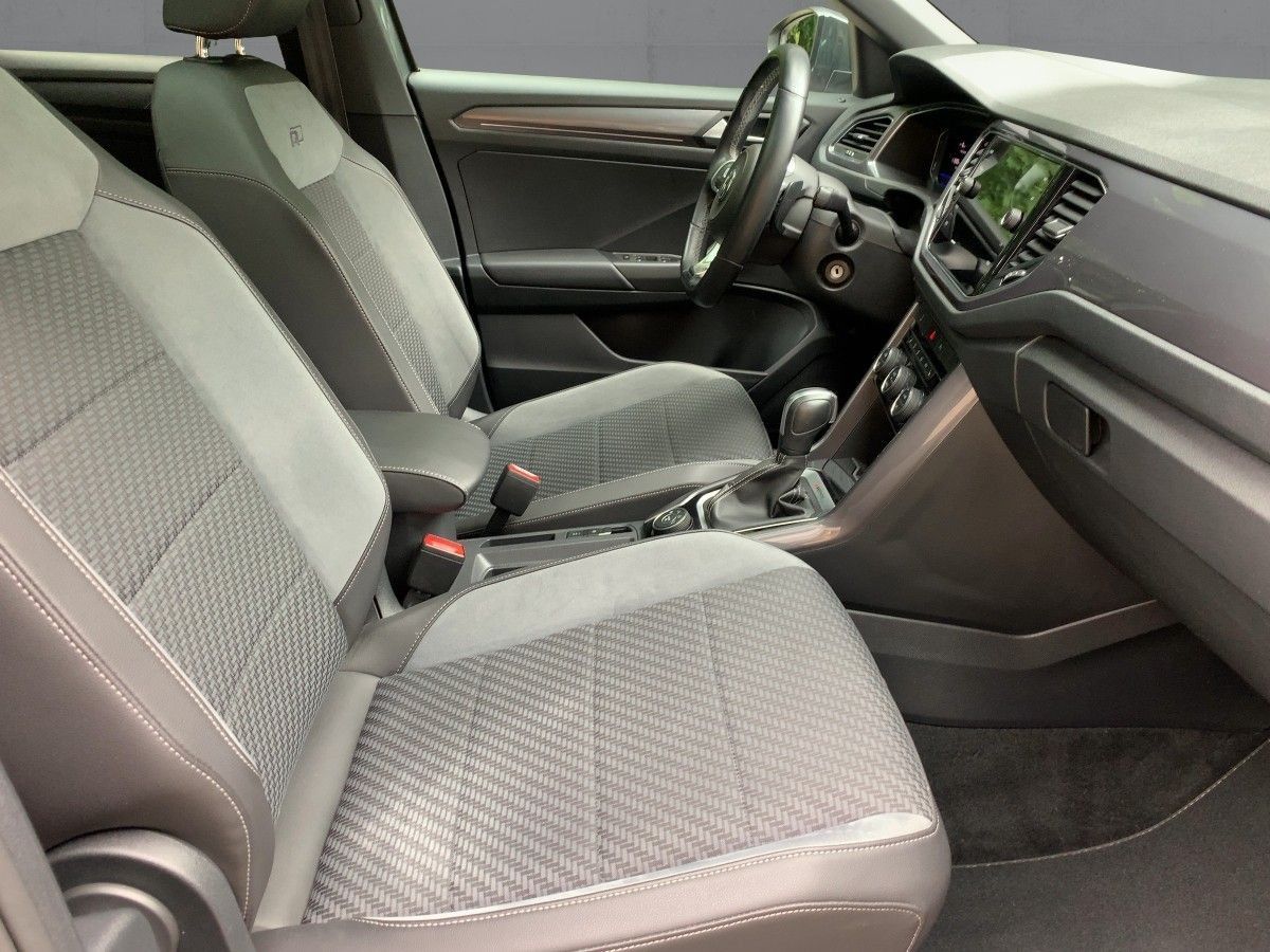 Volkswagen T-Roc 2.0 TSI 4M DSG R-LINE - Samsaru's Car Outlet