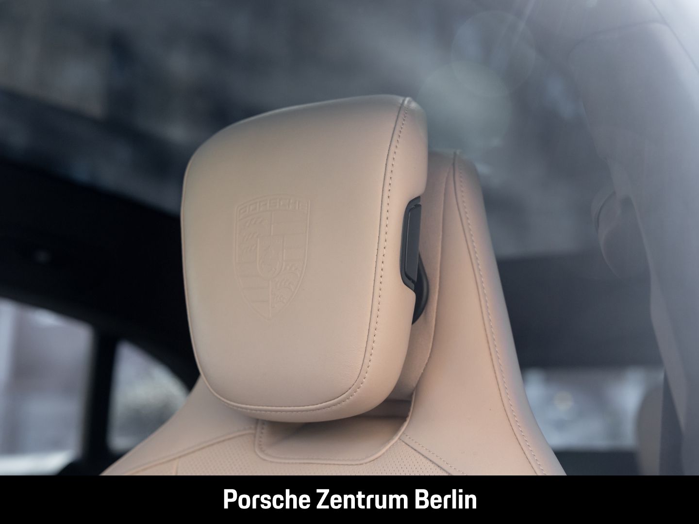 Porsche Taycan Turbo S Cross Turismo BOSE Surround-View