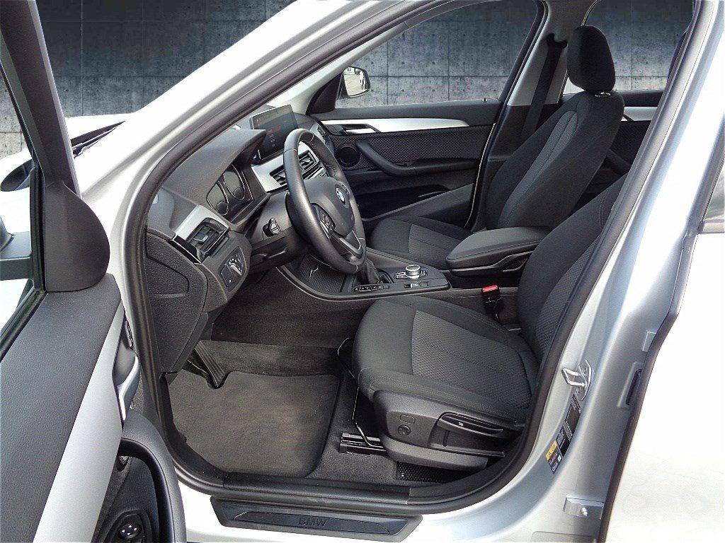 BMW X1 xDrive25e Navi-Plus - Samsaru's Car Outlet
