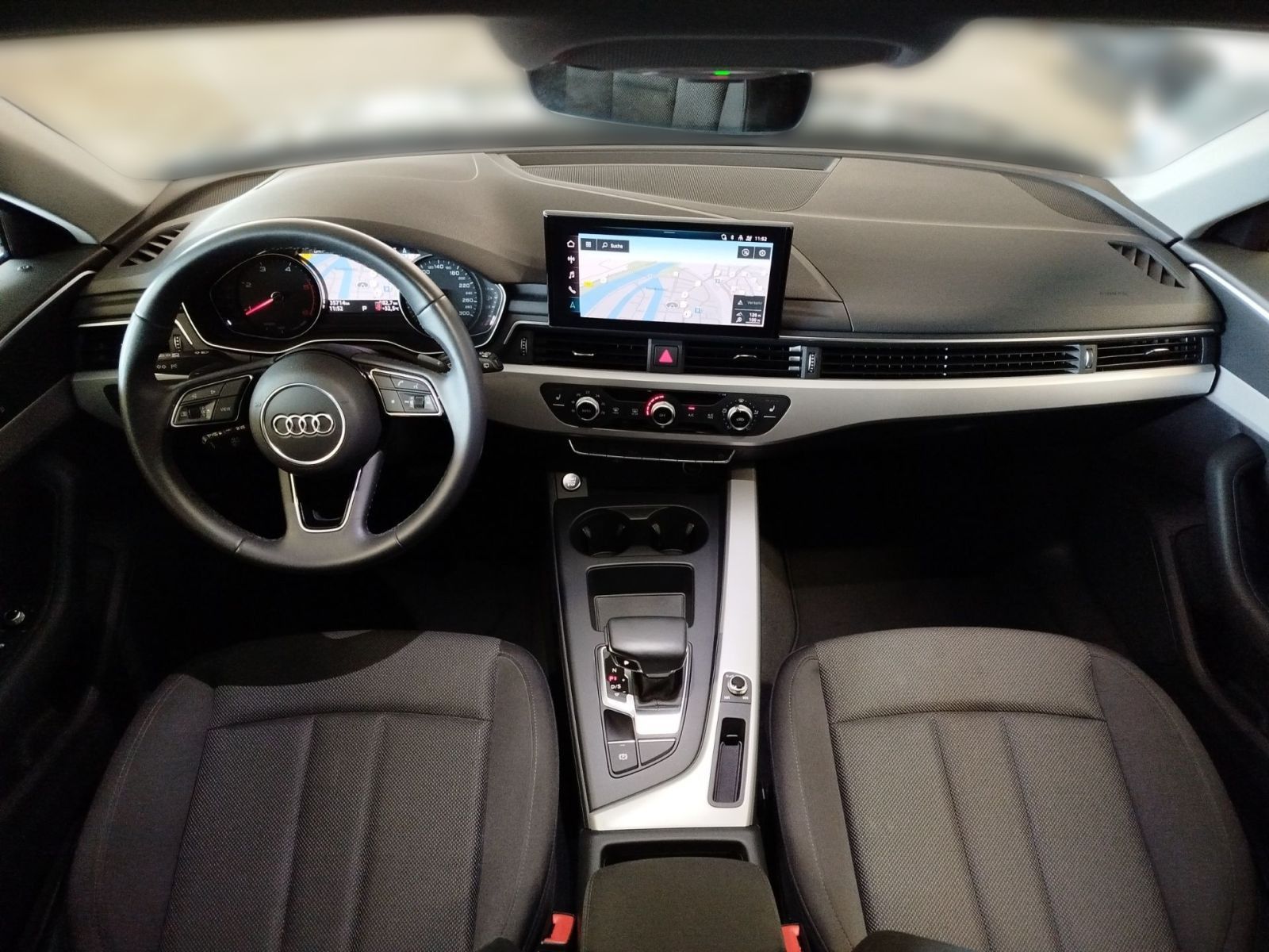 Audi A4 Avant 35 TDI S tronic advanced - Samsaru's Car Outlet