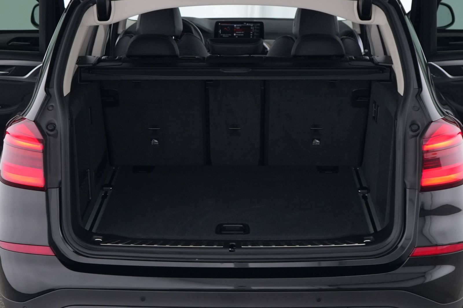 BMW X3 d Advantage xDrive - Samsaru's Car Outlet
