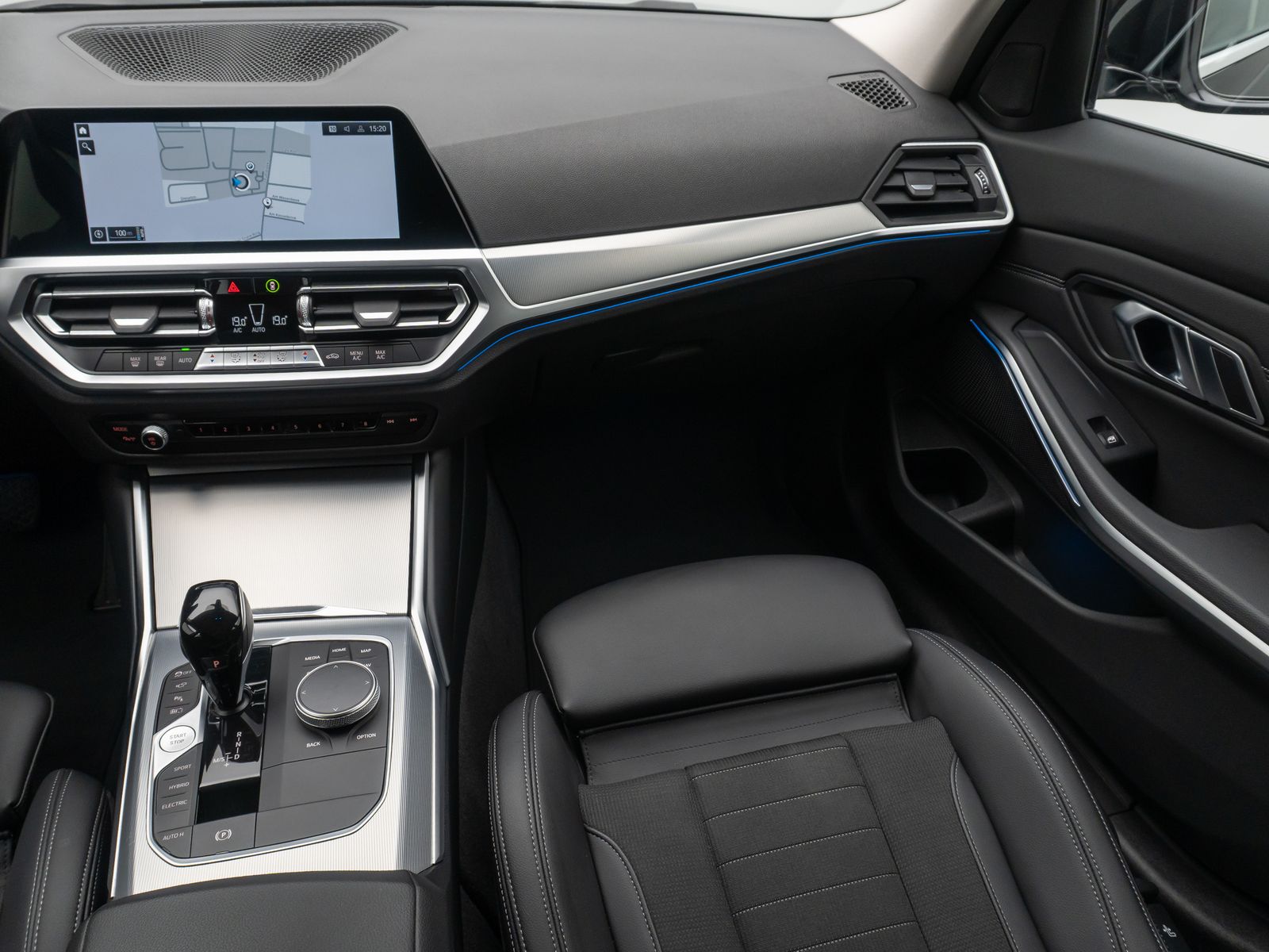 BMW 330e Sport Line - Samsaru's Car Outlet