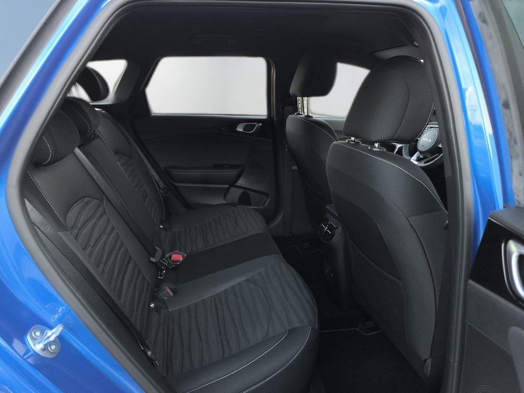 Kia CEED SW 1.5T GTL - Samsaru's Car Outlet