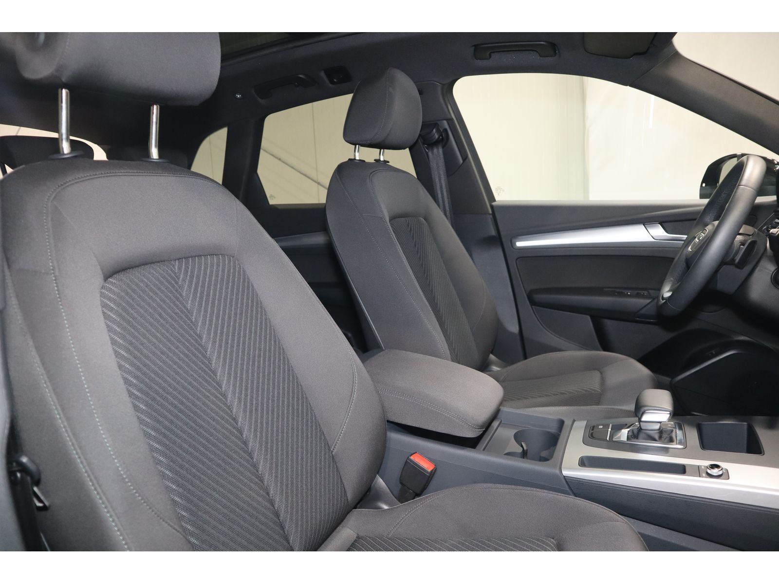 Audi Q5 40 TDI quattro S line - Samsaru's Car Outlet