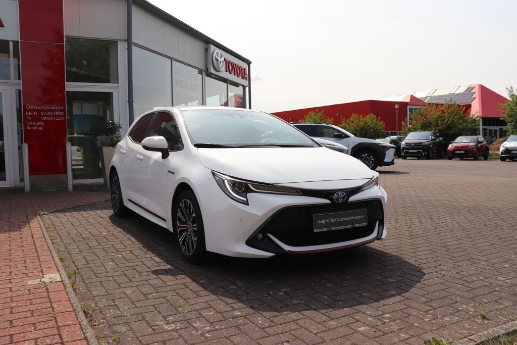 Toyota Corolla 1.8 Hybrid - Samsaru's Car Outlet