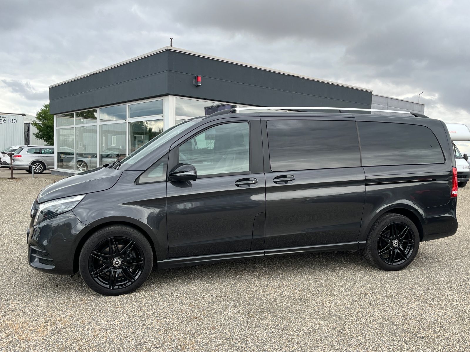 Mercedes-Benz V 300 - Samsaru's Car Outlet