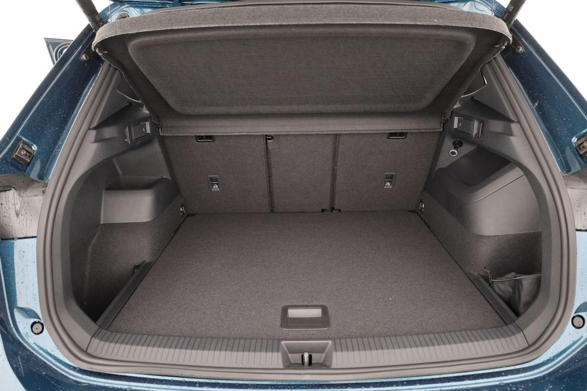 Volkswagen Tiguan TDI DSG 4M R-LINE Black, 20-Zoll, Pano, L