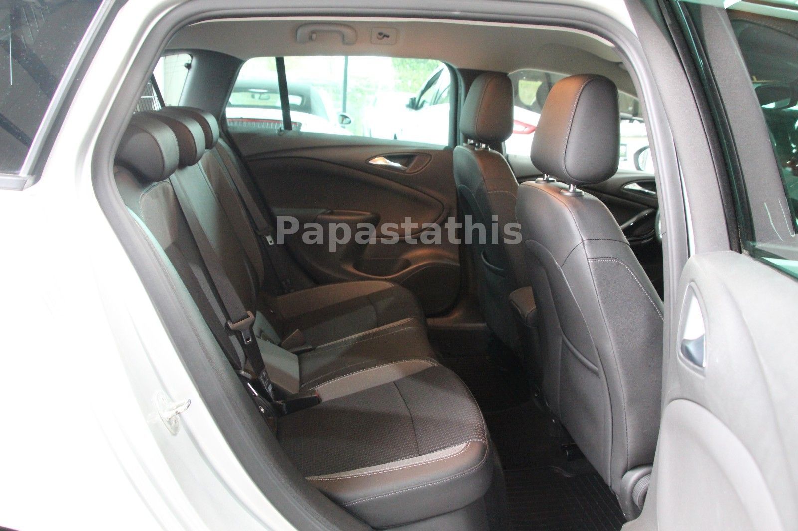 Opel Astra K Sports Tourer Elegance - Samsaru's Car Outlet