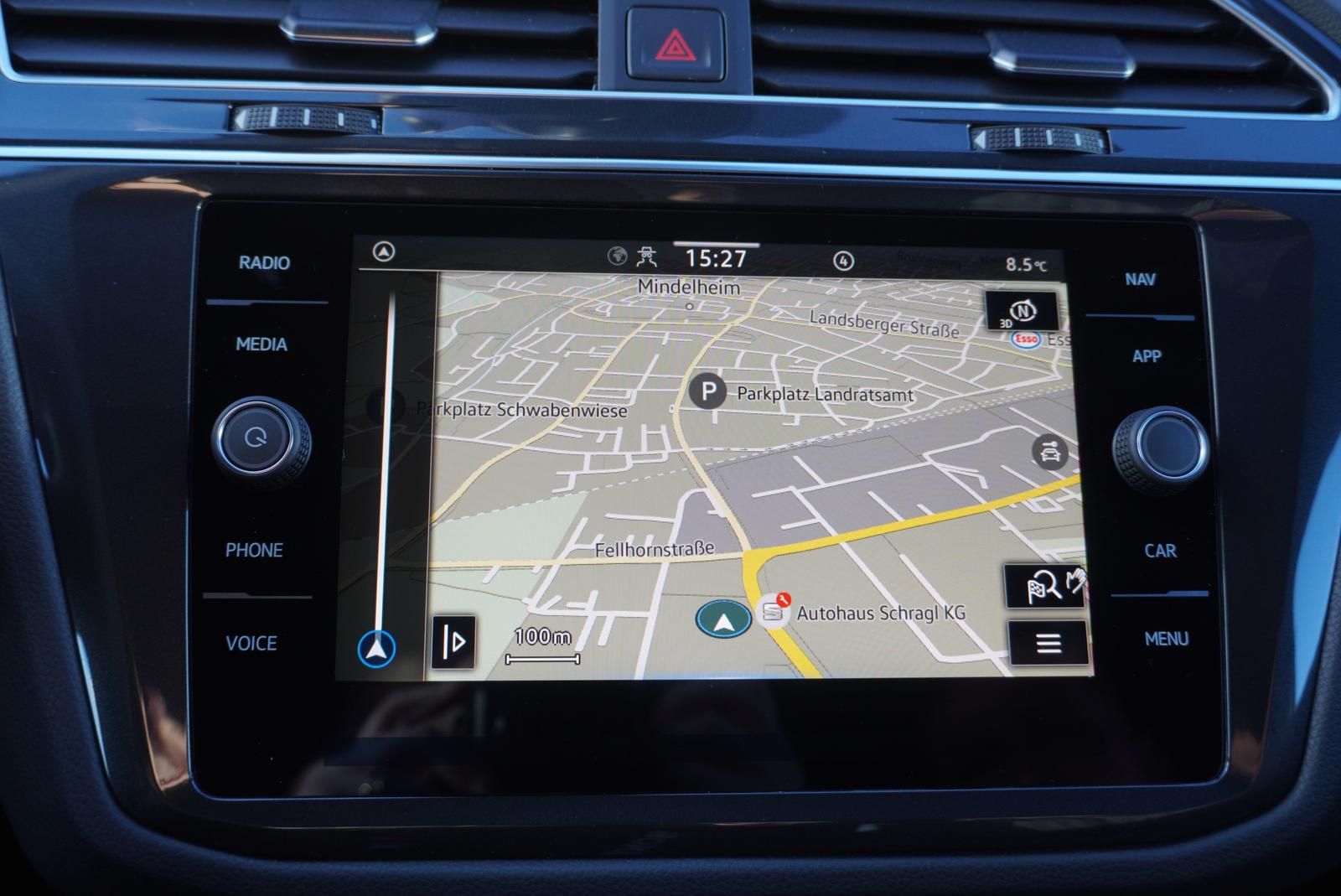 Volkswagen Tiguan 1.5 TSI DSG R-LINE - Samsaru's Car Outlet