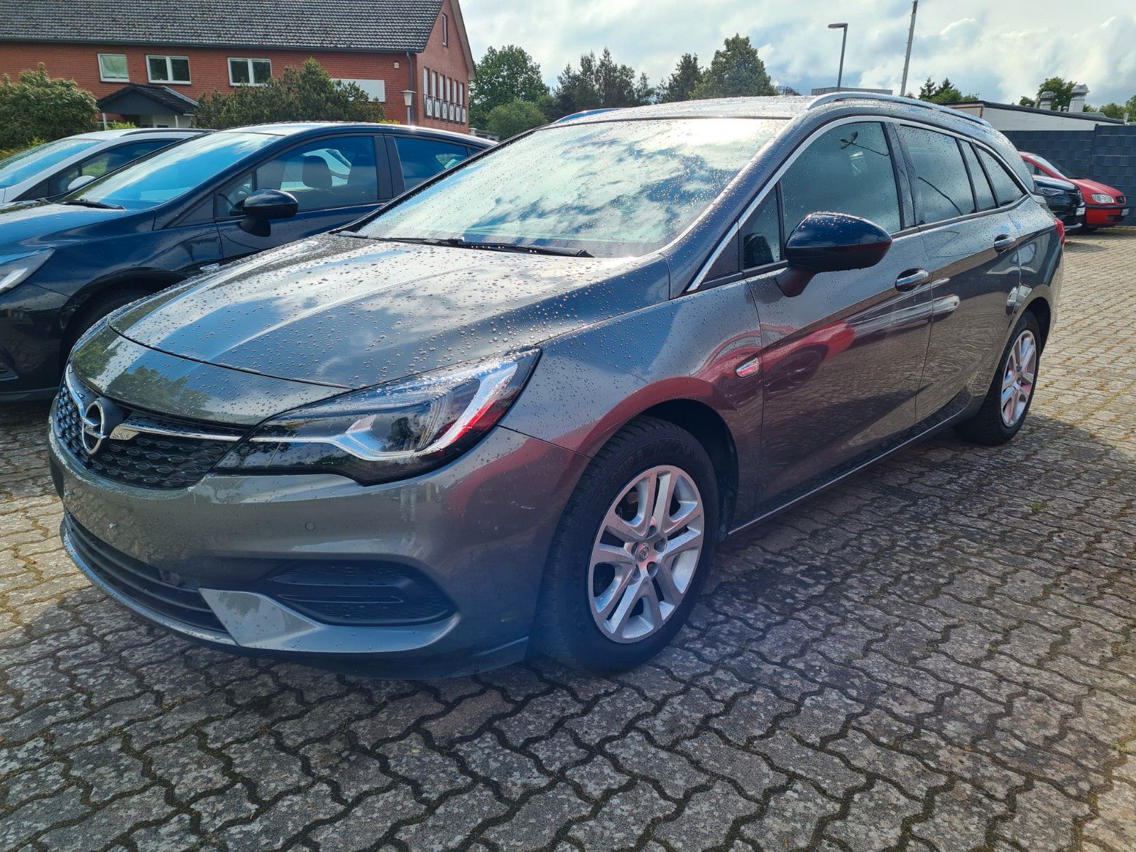 Opel Astra K Sports Tourer Elegance - Samsaru's Car Outlet