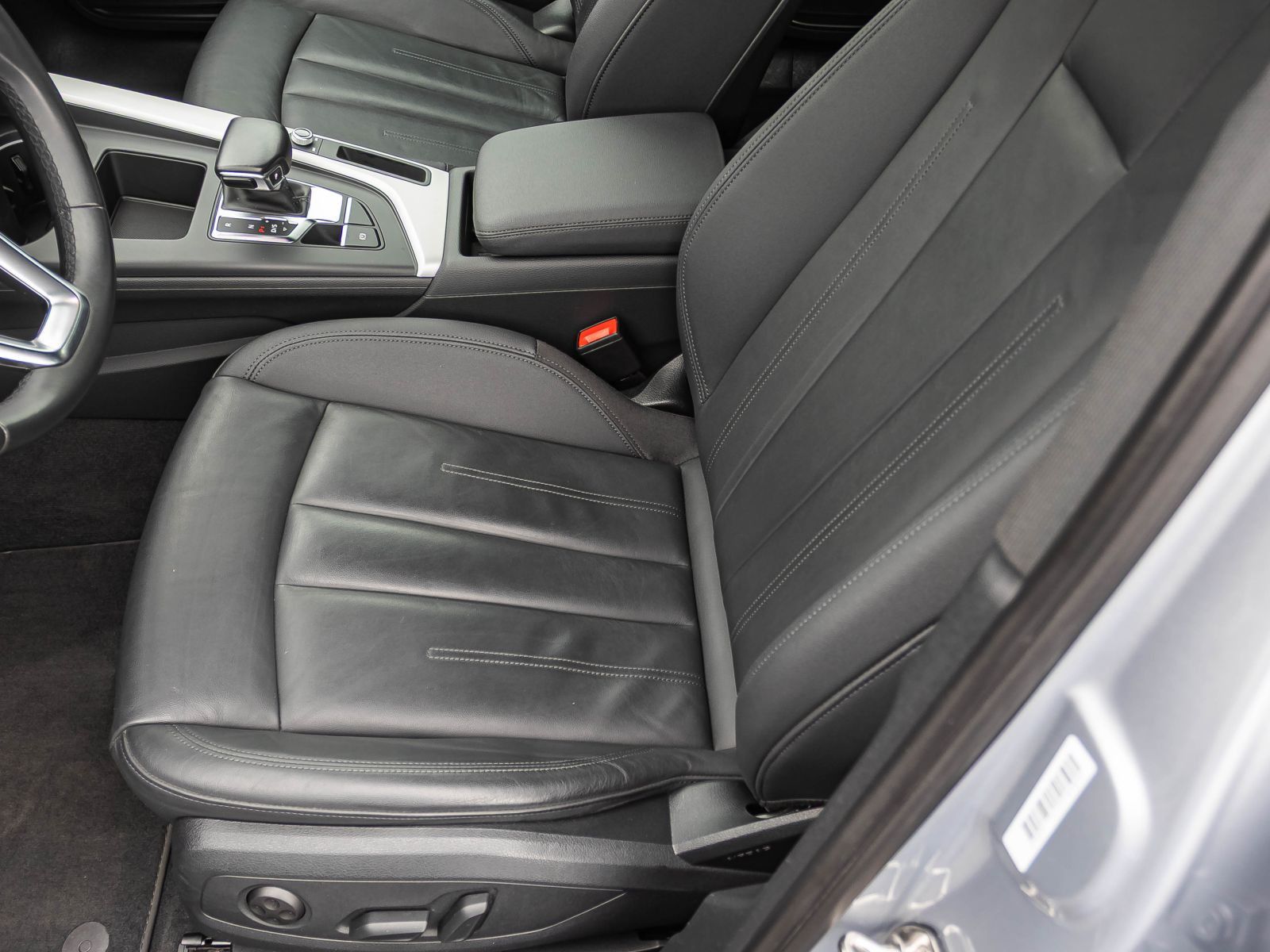 Audi A4 Avant 35TFSI Stronic - Samsaru's Car Outlet
