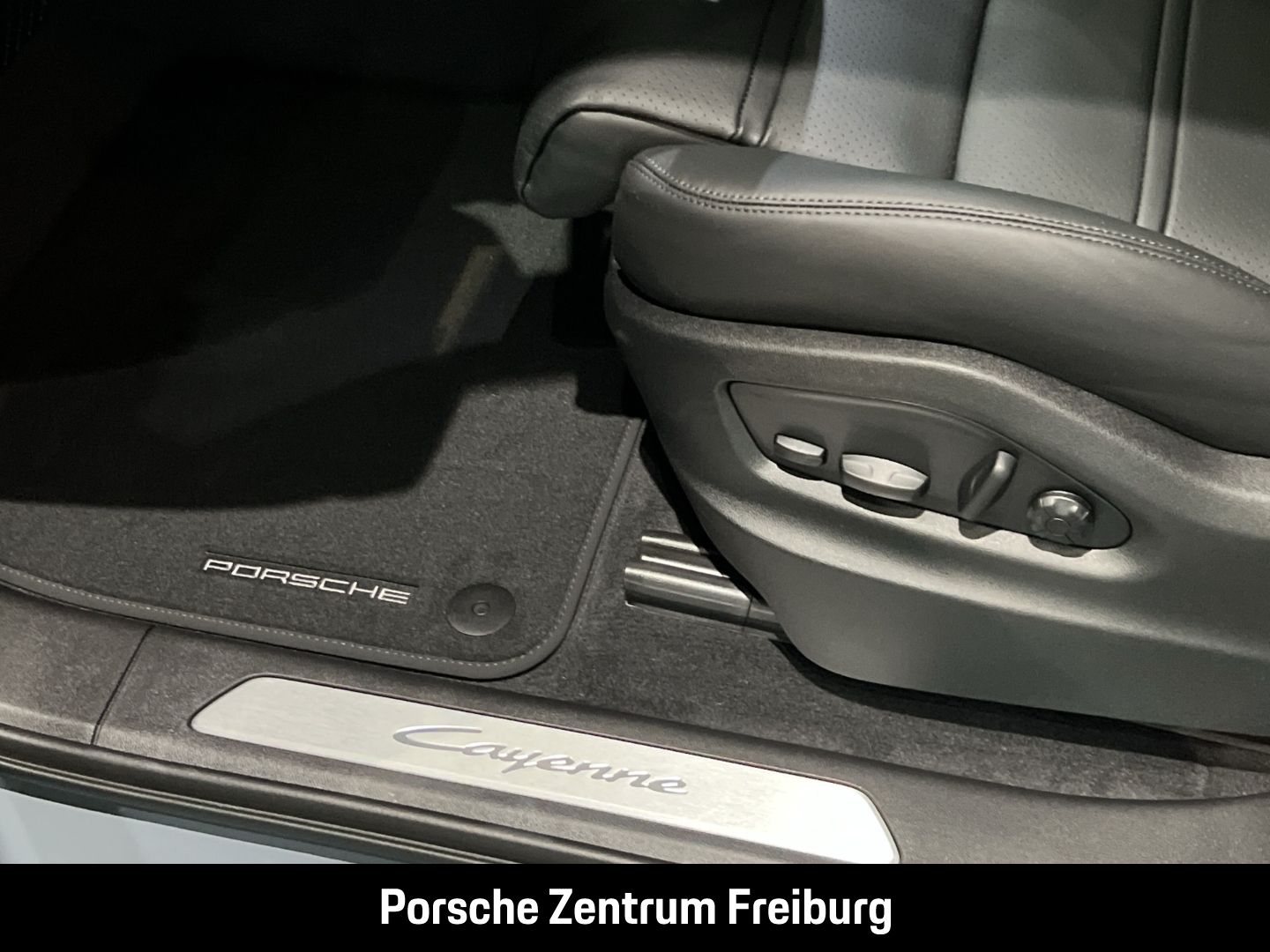 Porsche Cayenne E-Hybrid BOSE Panoramadach InnoDrive