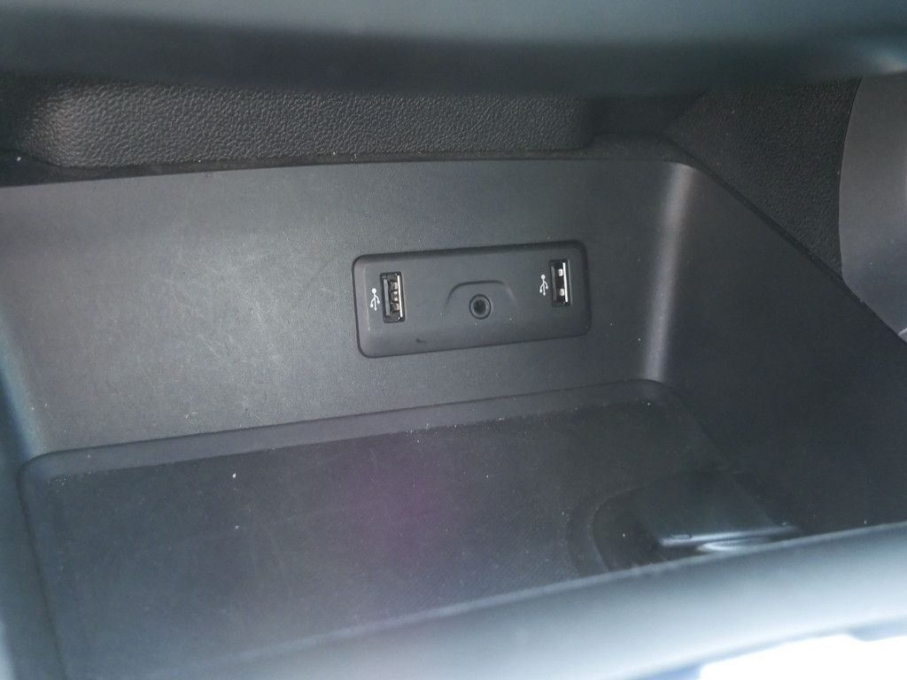 Renault Kadjar Intens TCe 140 EDC - Samsaru's Car Outlet
