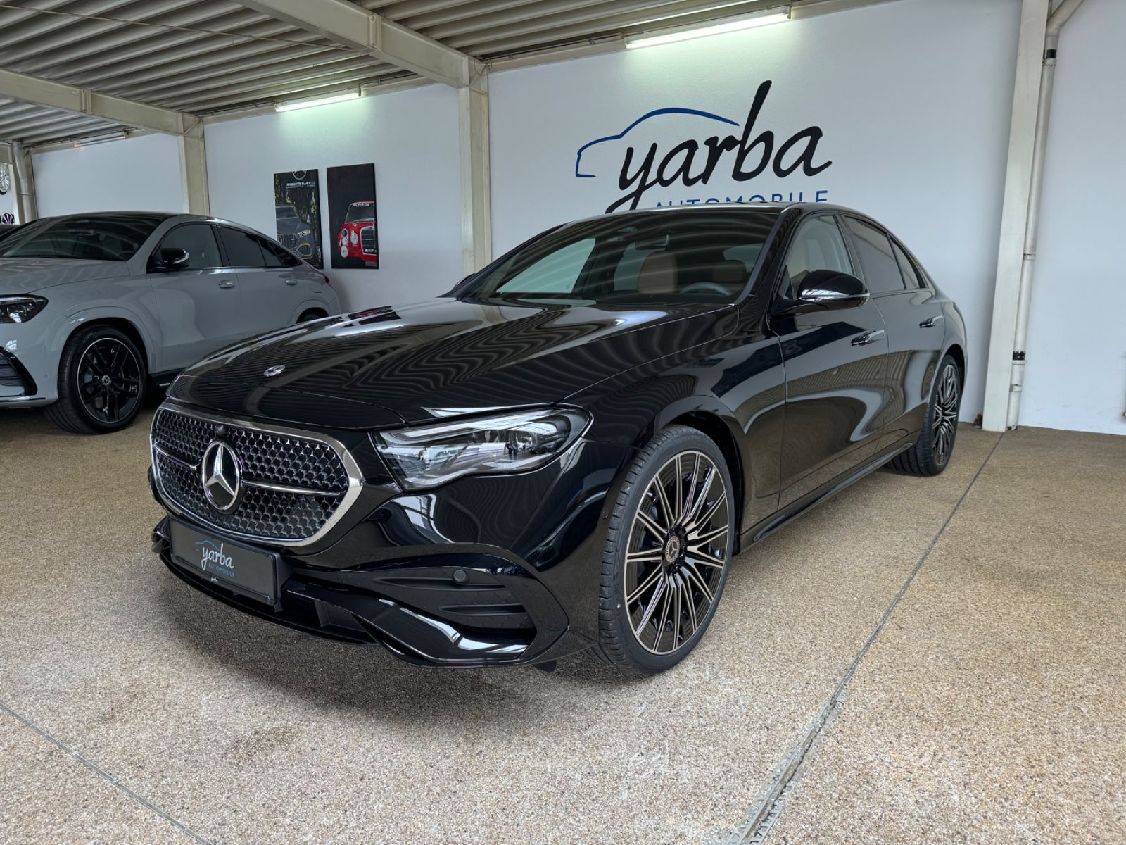 Mercedes-Benz E 220 d 4Matic AMG PremiumPlus - Samsaru's Car Outlet