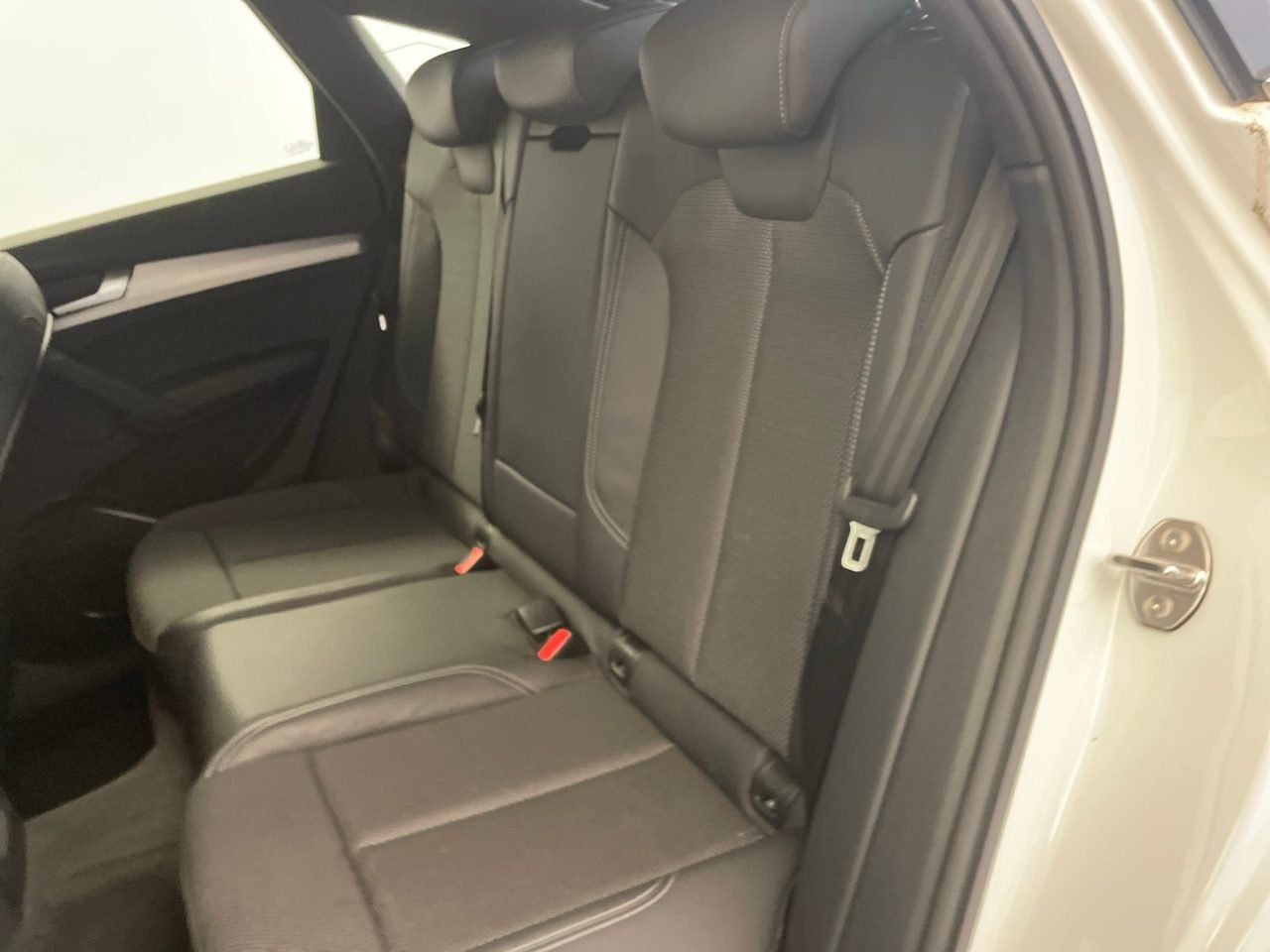 Audi Q5 35 Sportback 2.0 TDI S line - Samsaru's Car Outlet