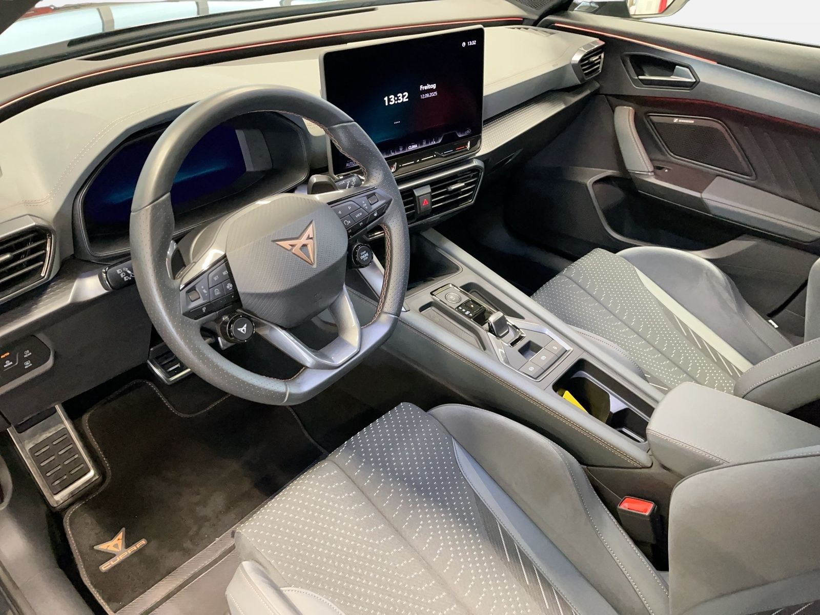 Cupra Formentor VZ Extreme 2.0 TSI Matrix ACC AHK AUT