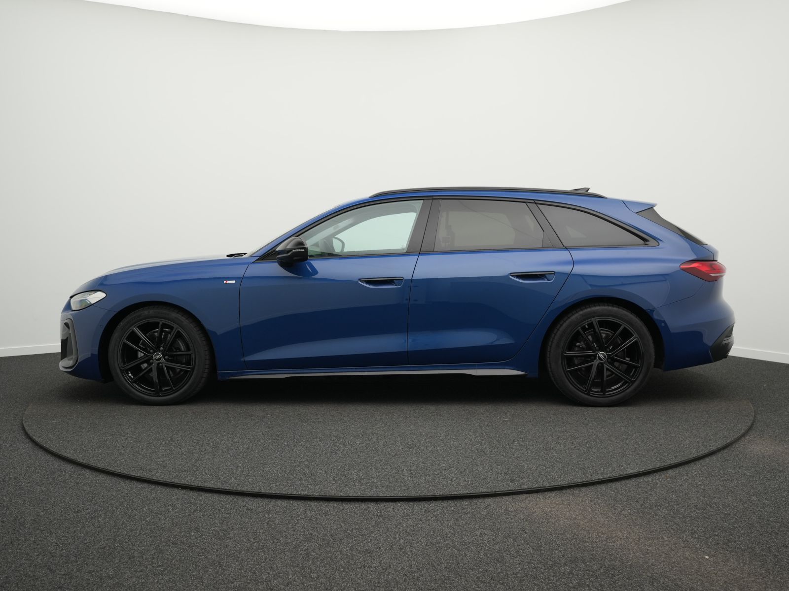 Audi A5 Avant TFSI S tronic S line *HdUp*MATRIX*19''*