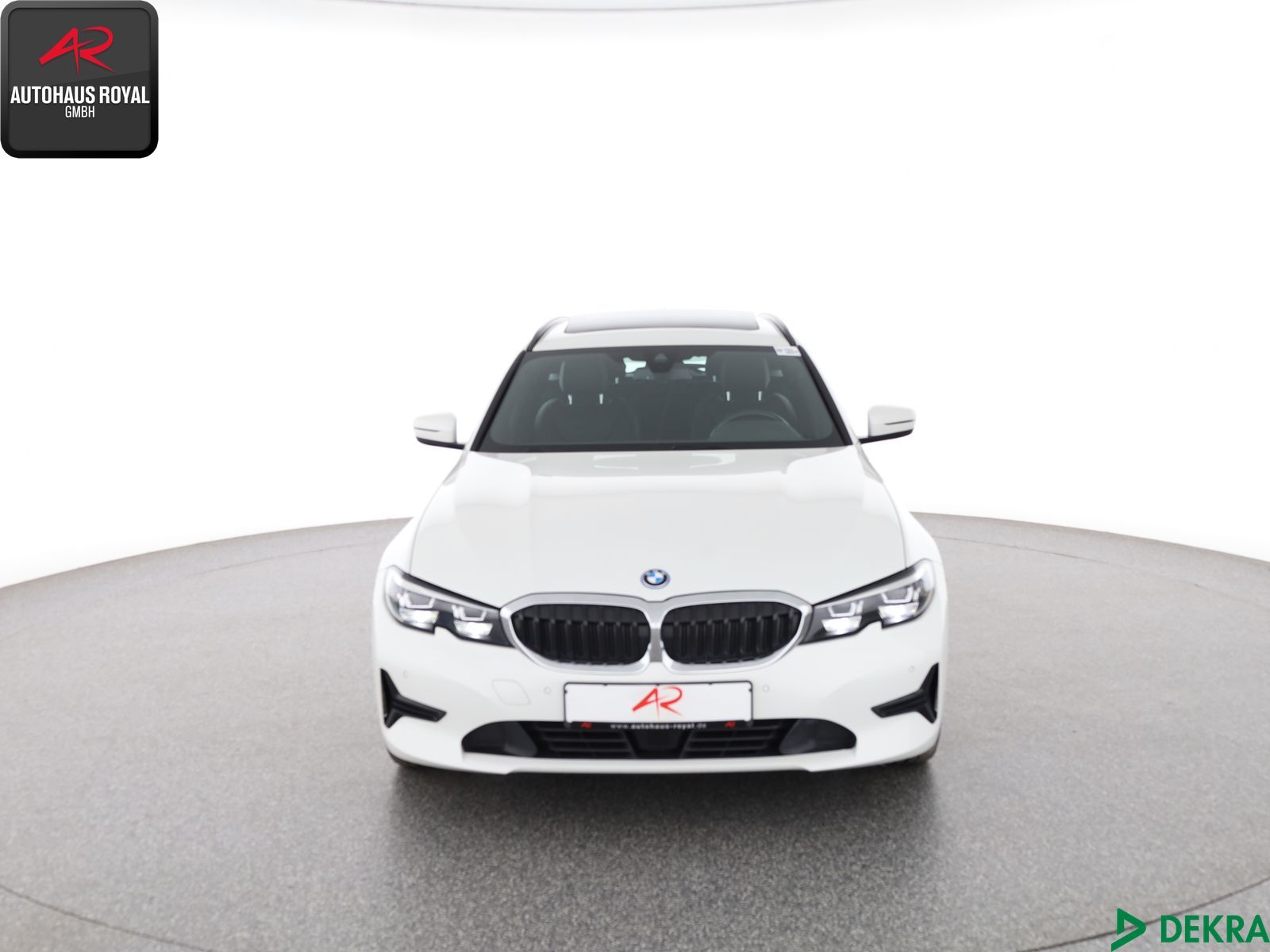 BMW 330 e T xDrive - Samsaru's Car Outlet