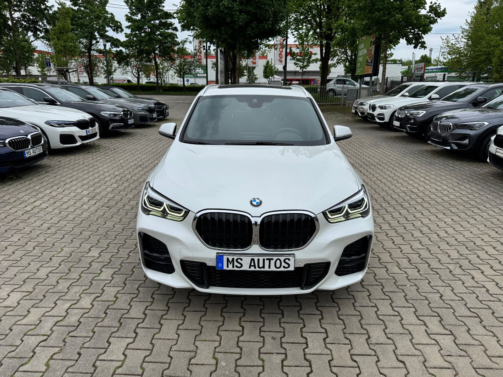 BMW X1 xDrive 25 e M Sport - Samsaru's Car Outlet