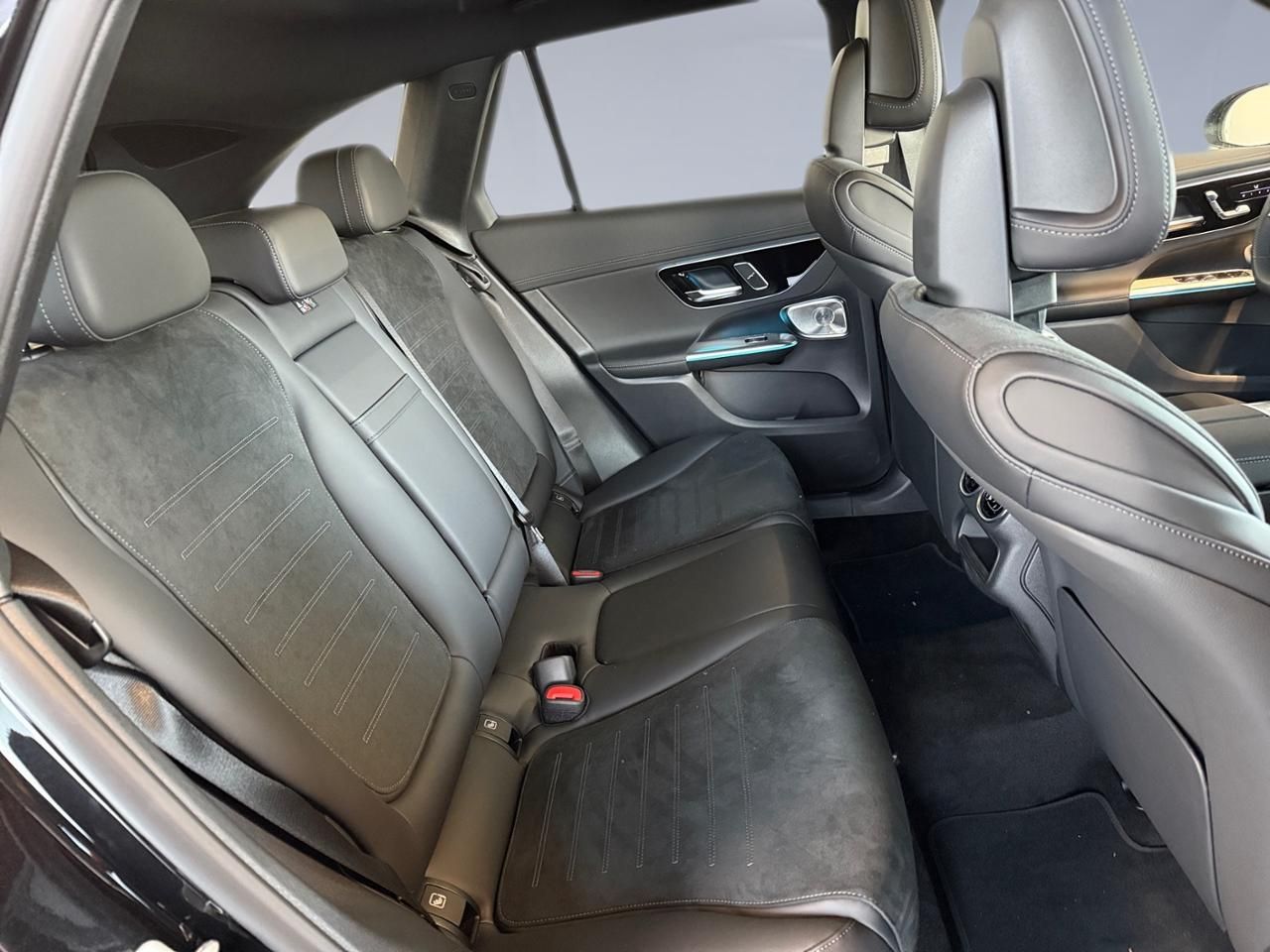 Mercedes-Benz GLC 220 d 4MATIC GLC 220 d 4M AMG - Samsaru's Car Outlet