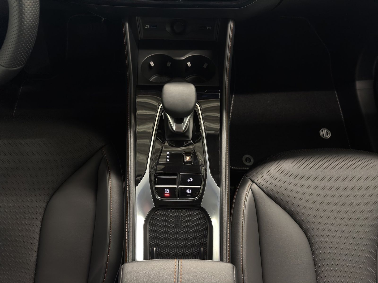 MG HS Luxury 1.5 T PHEV Aut. | LED | ACC | RFK | SH