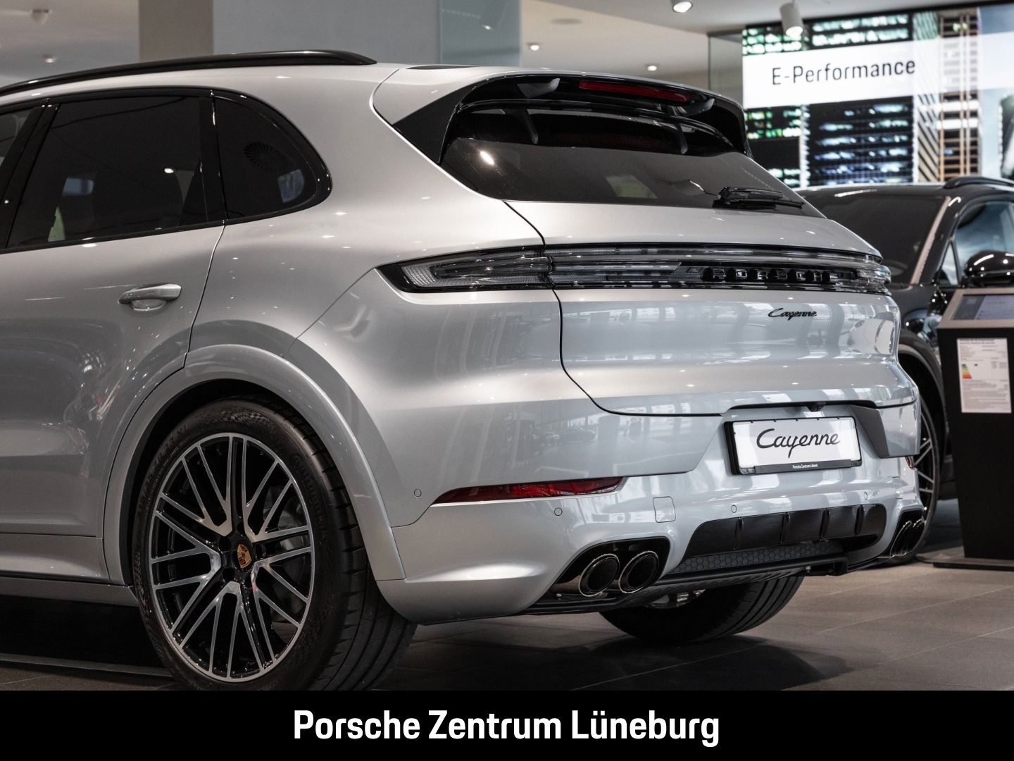 Porsche Cayenne BOSE Luftfederung Panorama Surround-View