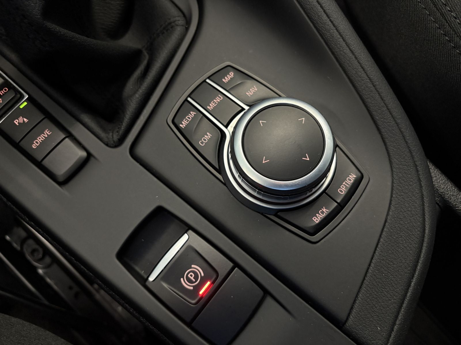 BMW X1 xDrive25e Advantage - Samsaru's Car Outlet