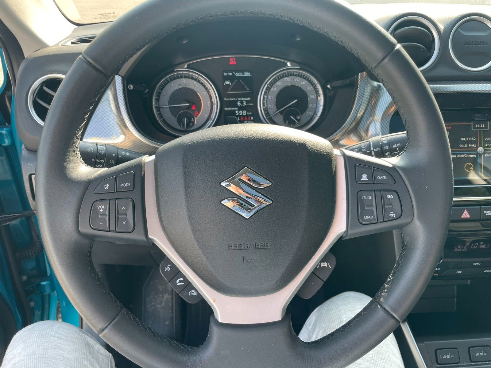 Suzuki Vitara 1.5 Hybrid Comfort+ 4x4 - Samsaru's Car Outlet
