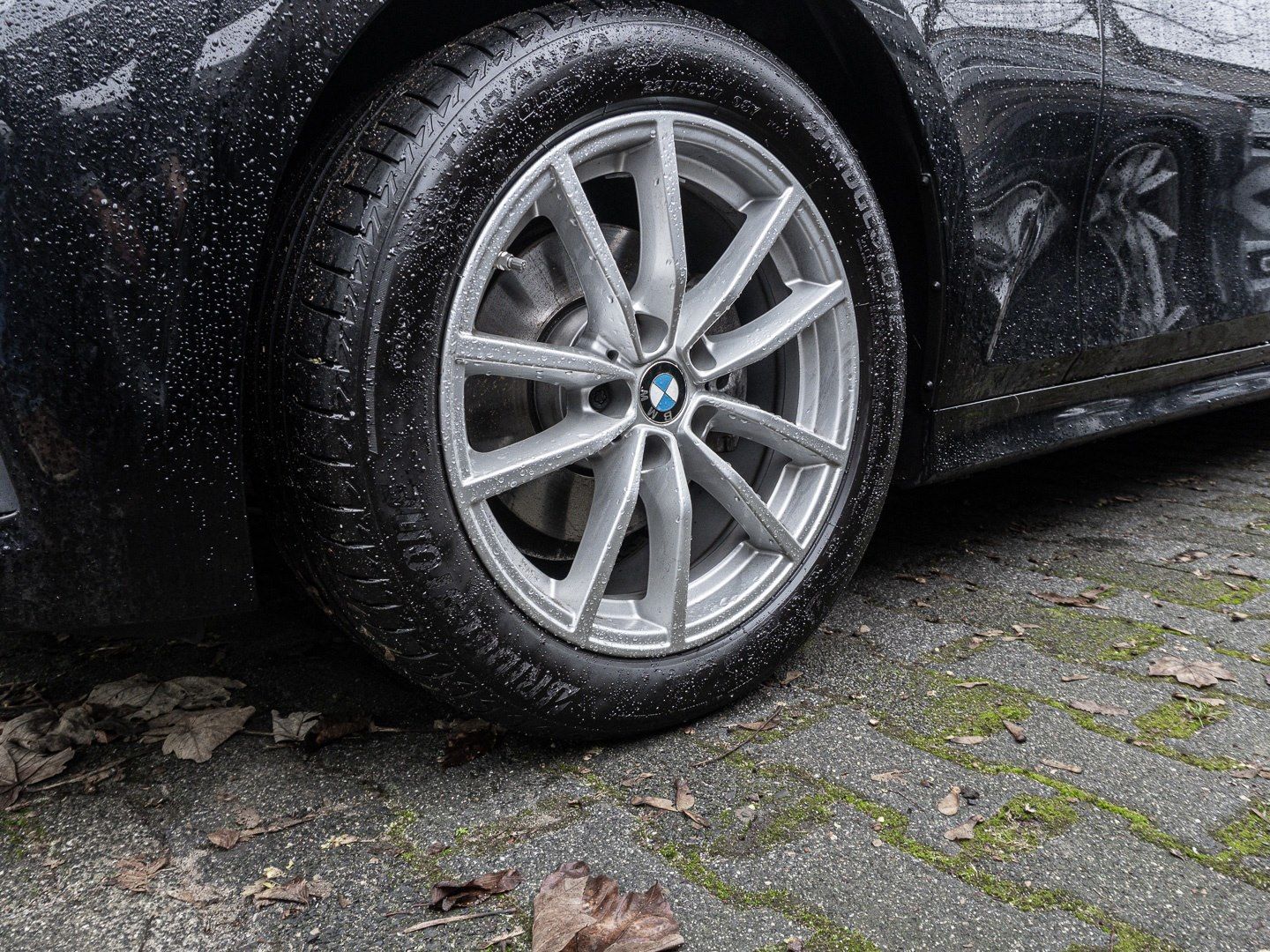 BMW 320i xDrive Advantage Aut. AHK, PDC, Klimaautoma