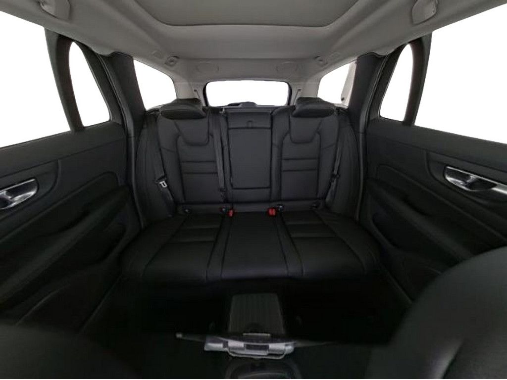 Volvo V60 T6 Plus Dark Recharge Plug-In Hybrid AWD