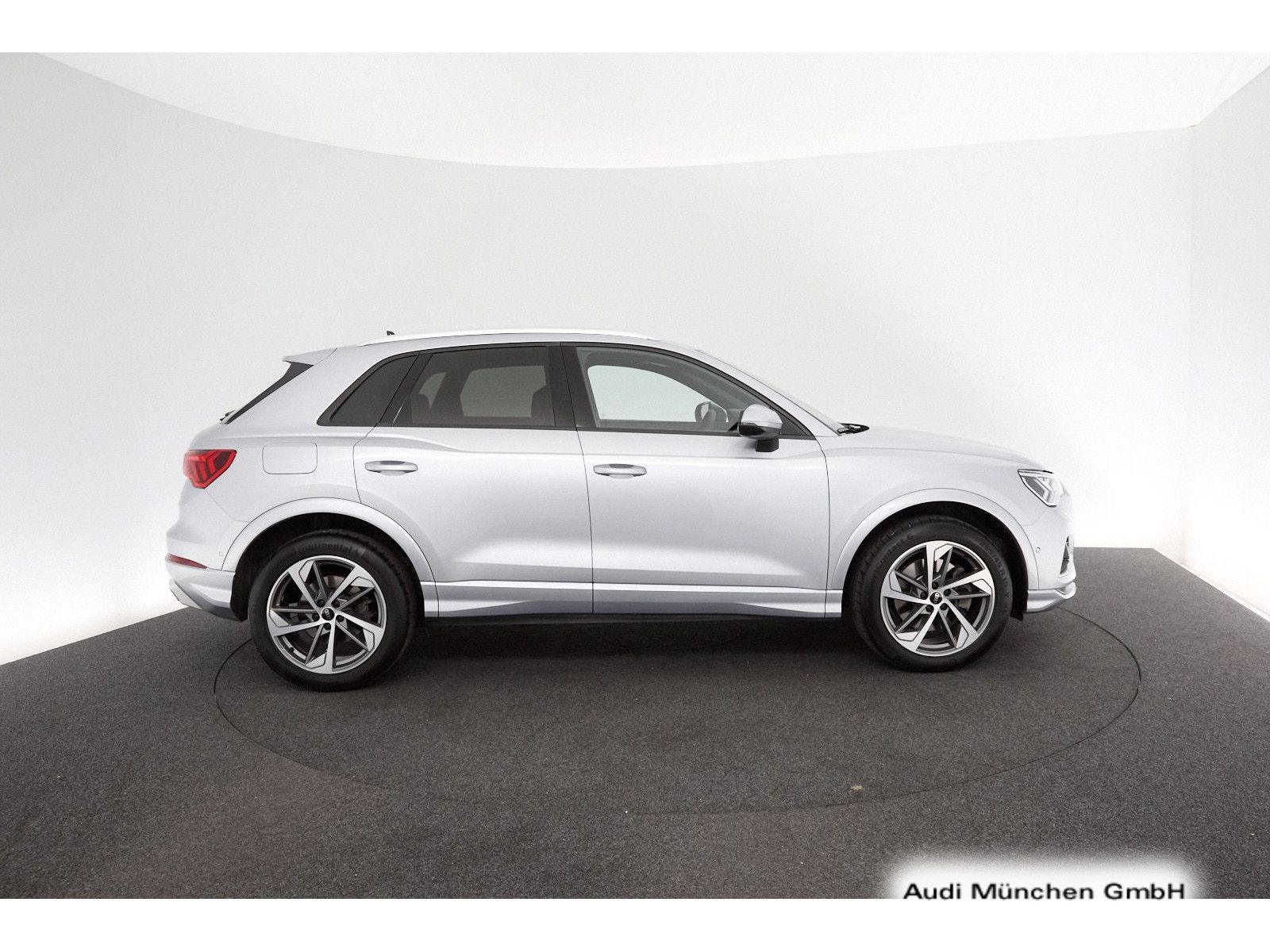 Audi Q3 40 TDI quattro S tronic S line - Samsaru's Car Outlet