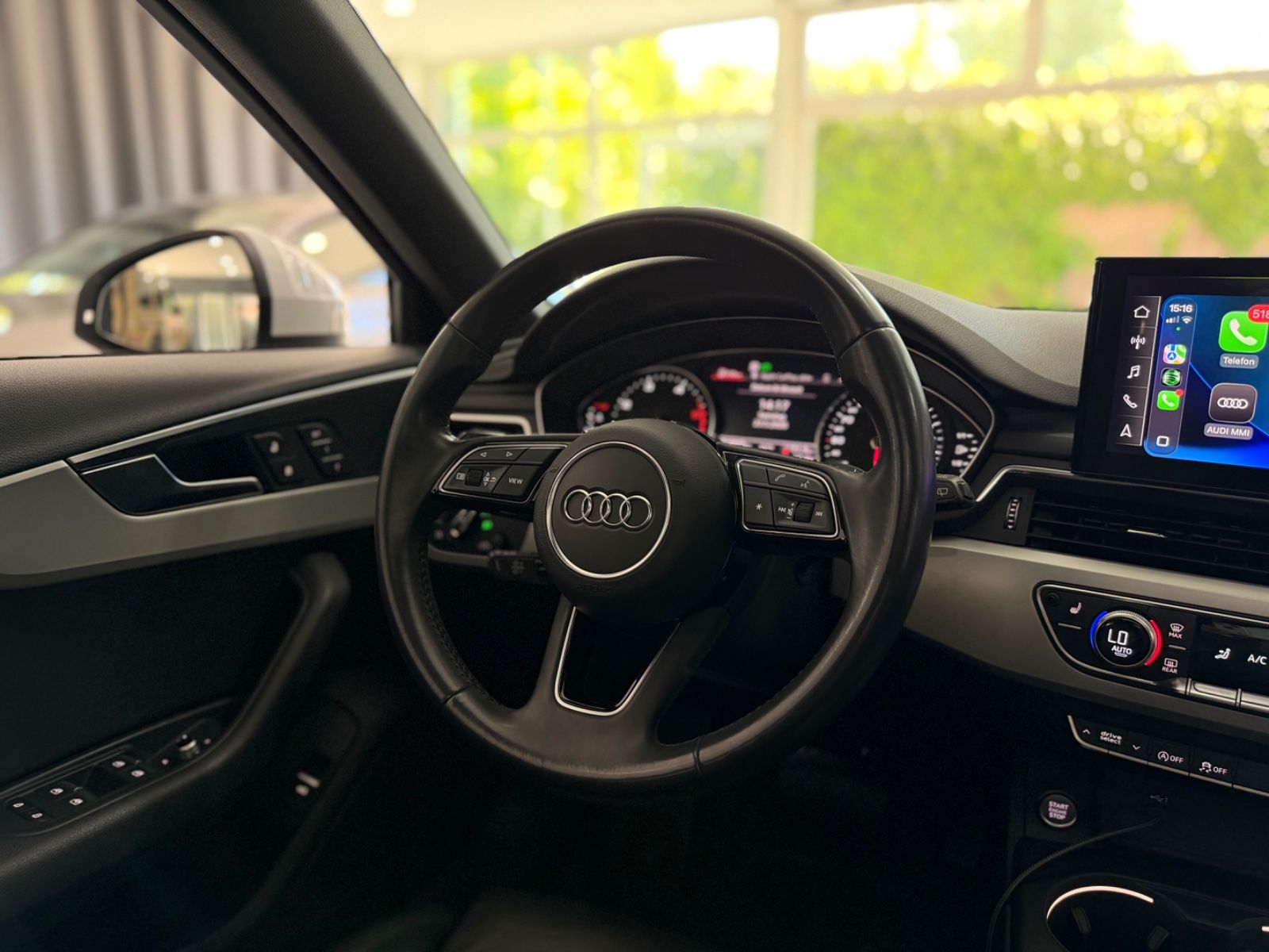 Audi A4 Avant 50 TDI quattro S line*PANO*ACC*CARPLAY*