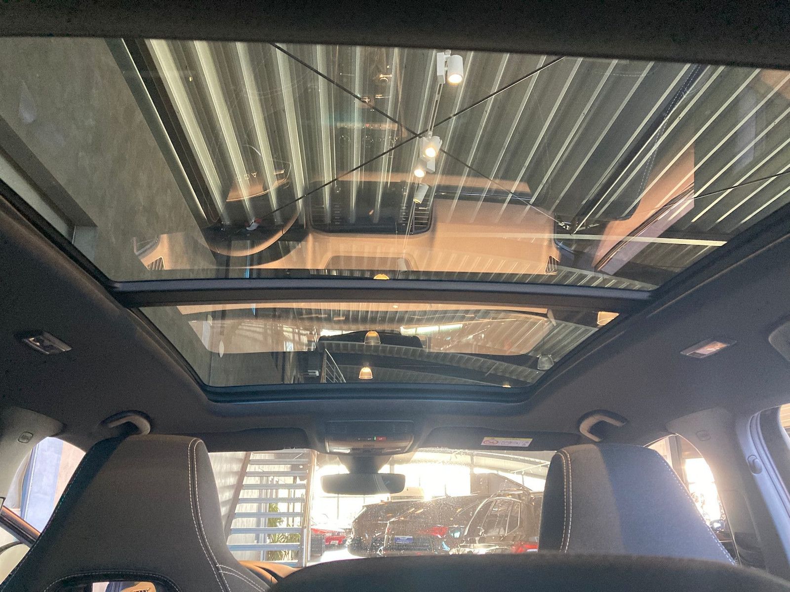 Skoda Karoq Sportline 4x4 TDI DSG AHK PANO 5JG Kam360