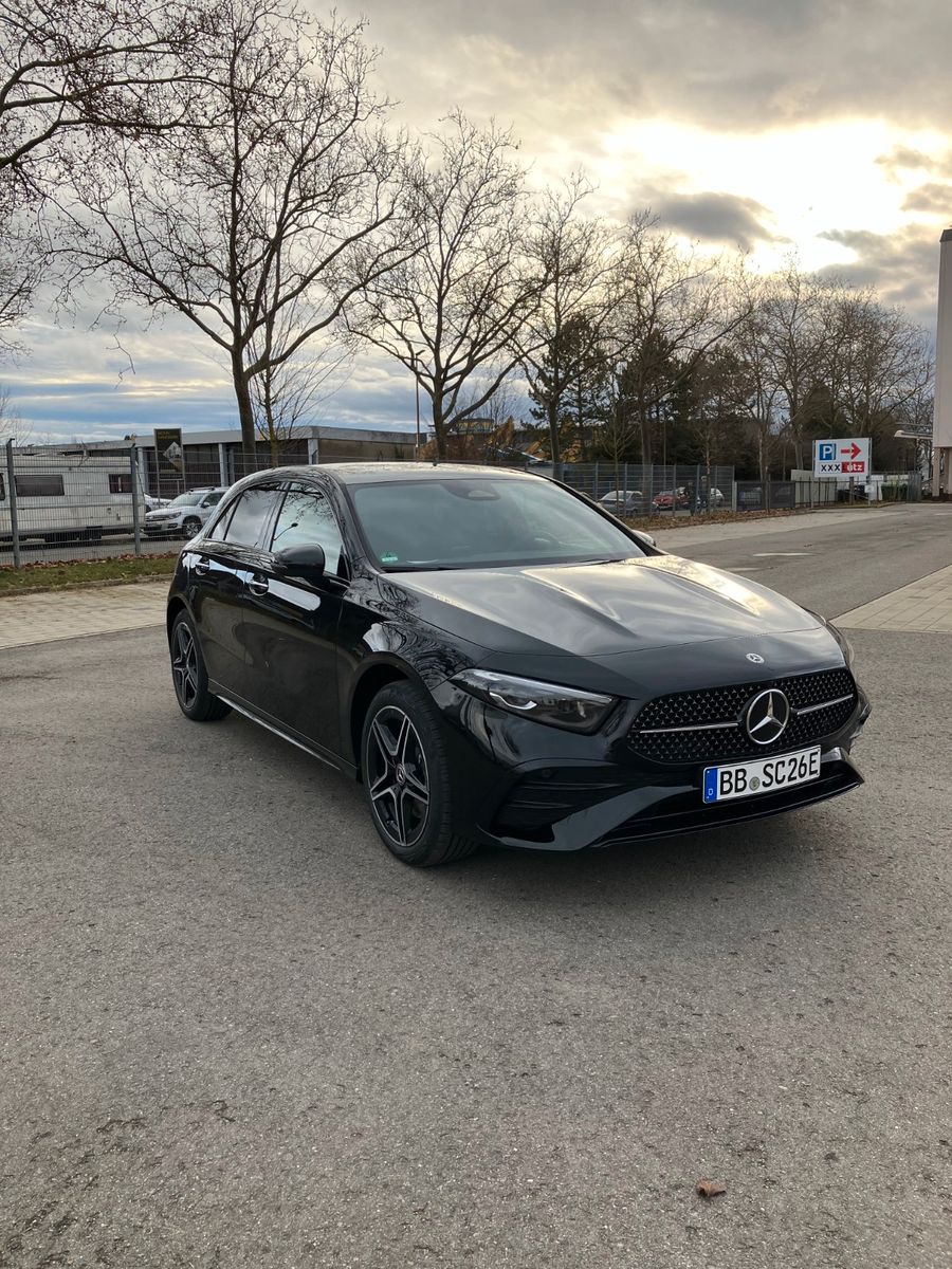 Mercedes-Benz A 250 e AMG LINE - Samsaru's Car Outlet