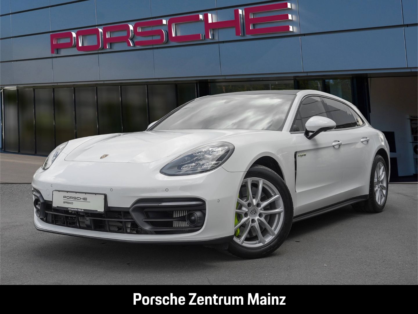Porsche Panamera 4 E-Hybrid Sport Turismo 1.600km!