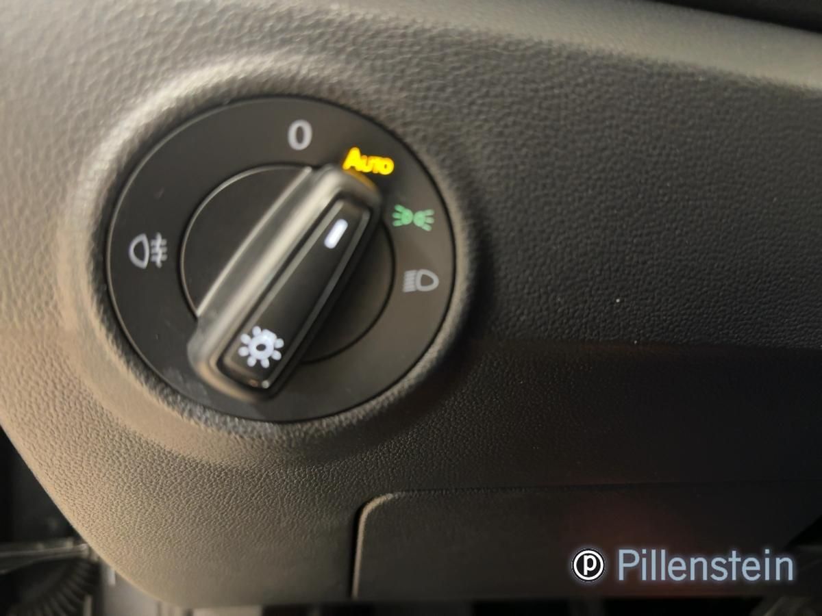 Volkswagen T-Roc LIFE 1.0 TSI - Samsaru's Car Outlet