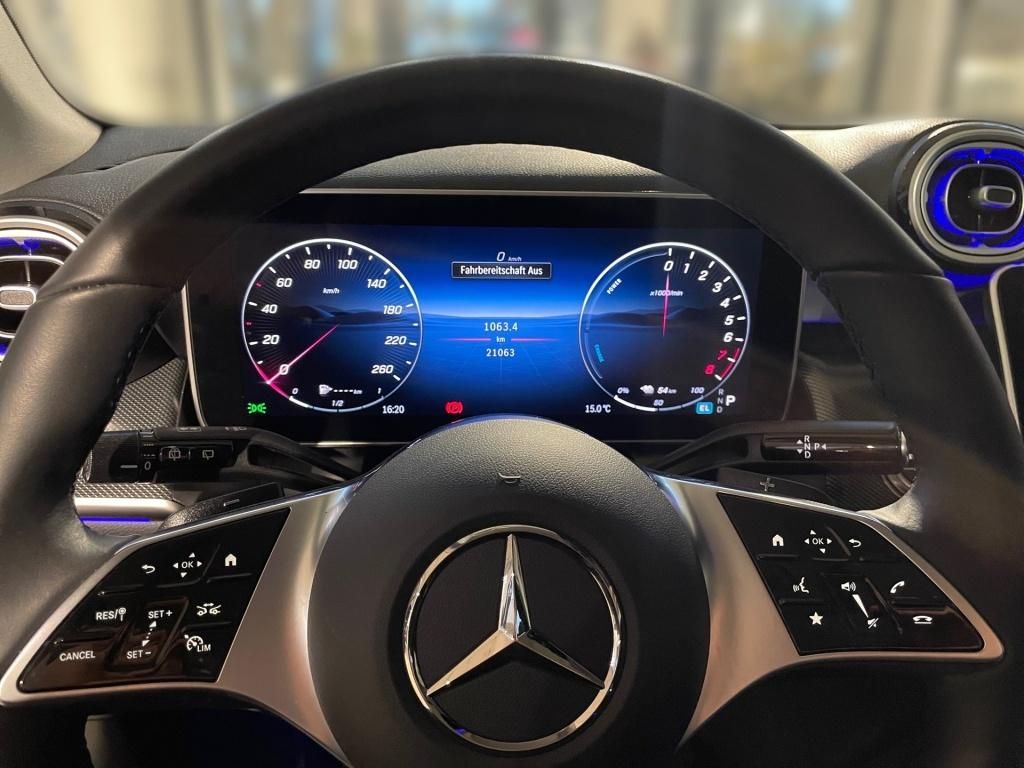 Mercedes-Benz GLC 300 e 4M AHK ACC Pano Sitzklima 360° Massage