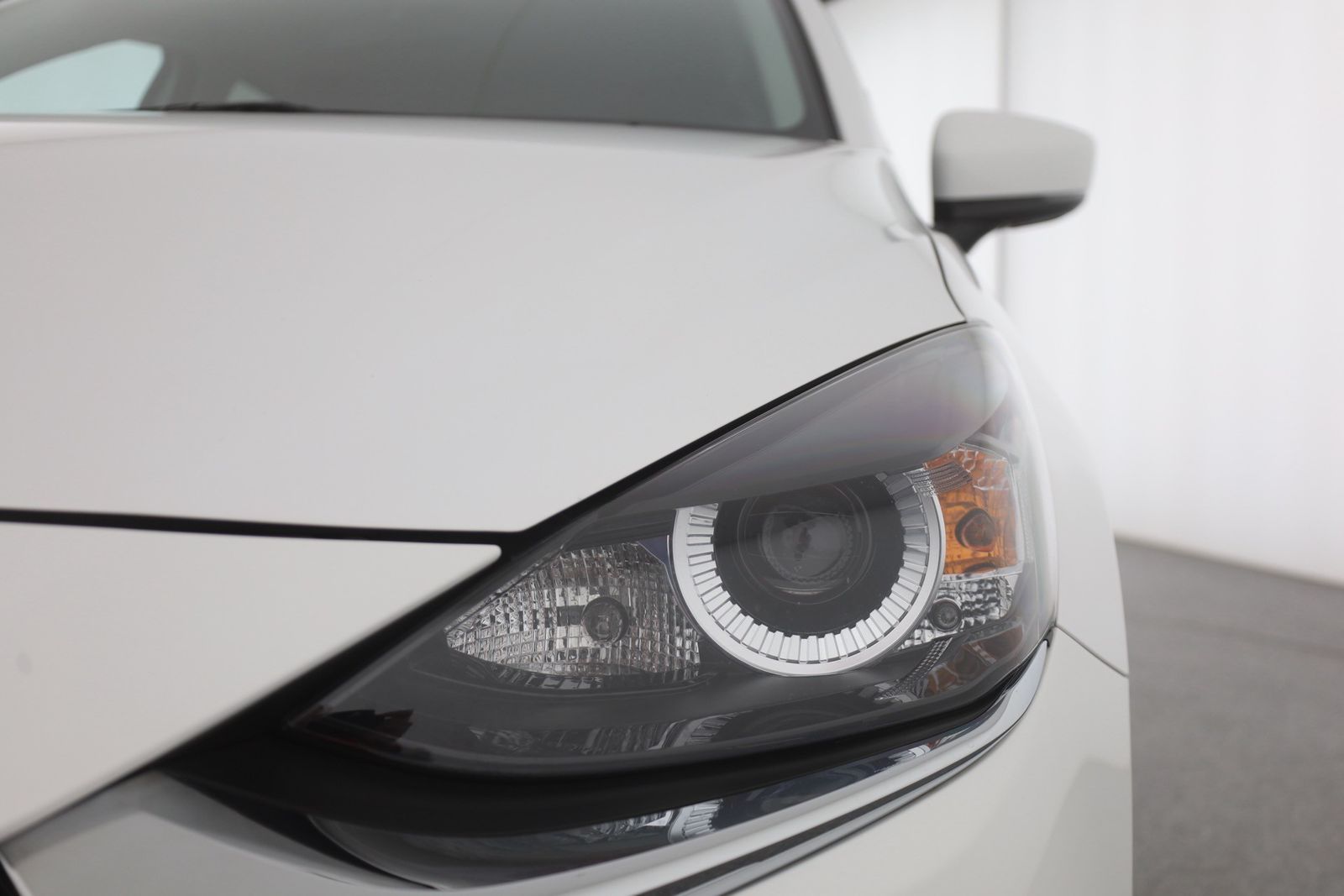 Mazda 2 1.5 SKYACTIV-G 90 Aut. - Samsaru's Car Outlet