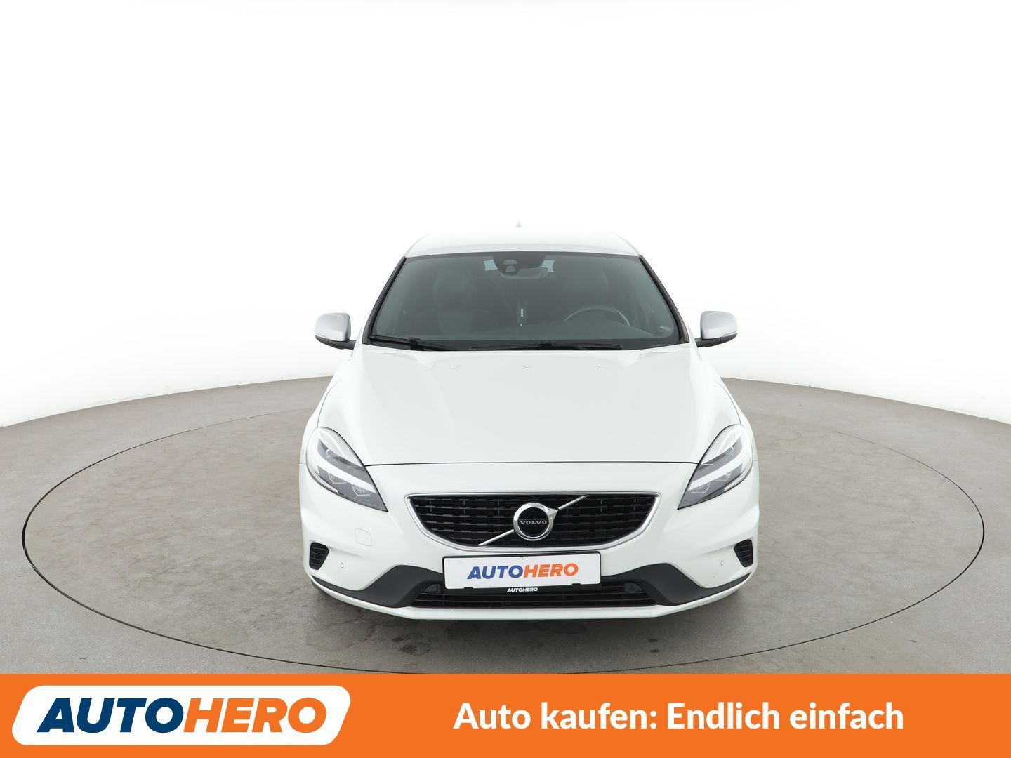 Volvo V40 2.0 T2 R-Design*NAVI*TEMPO*CAM*PDC*SHZ*