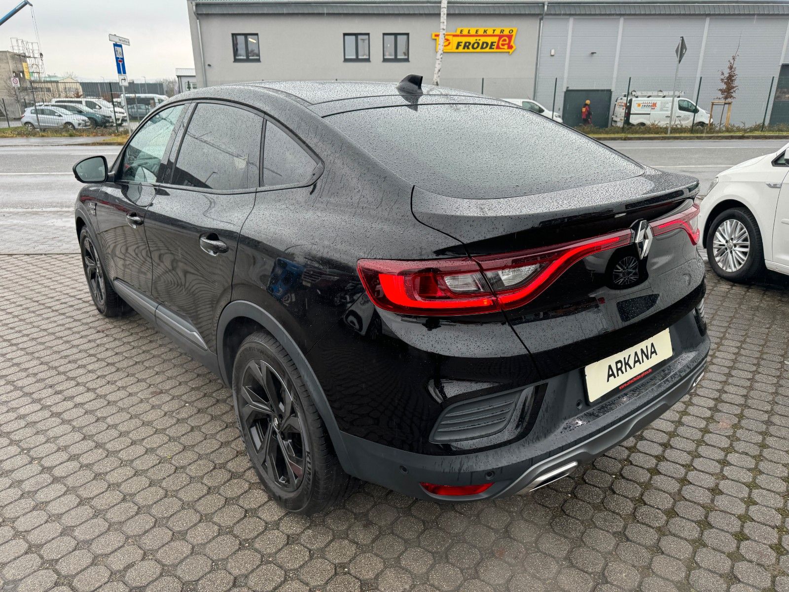 Renault Arkana R.S. Line TCe160 EDC - Samsaru's Car Outlet