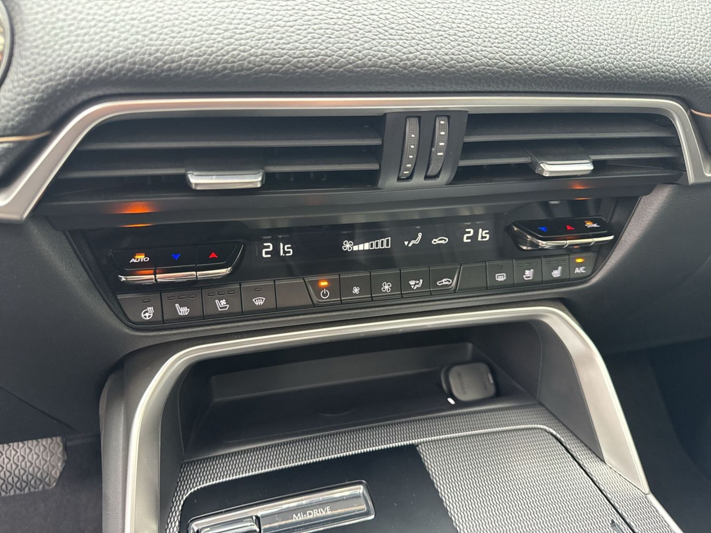 Mazda CX-60 Homura Hybrid AWD e-SKYACTIV-PHEV HUD Pano