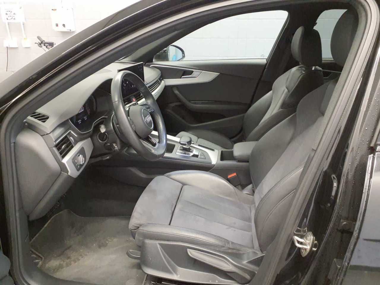 Audi A4 allroad 40 TDI Black AHK Kamera VCplus Navi S