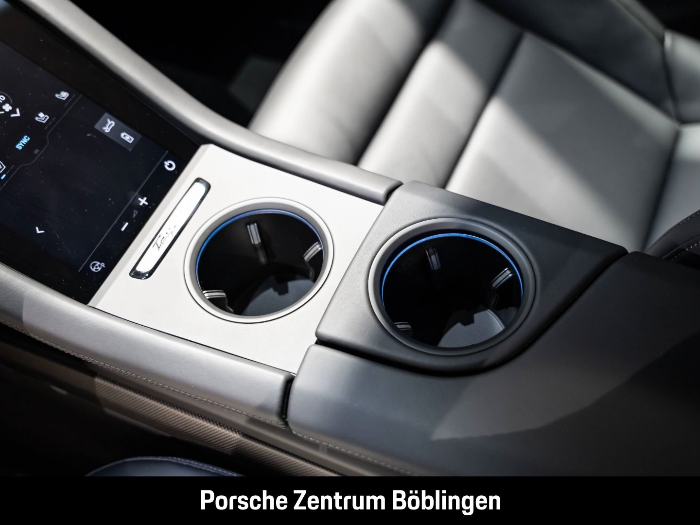 Porsche Taycan 4S Cross Turismo BOSE Panoramadach HeadUp