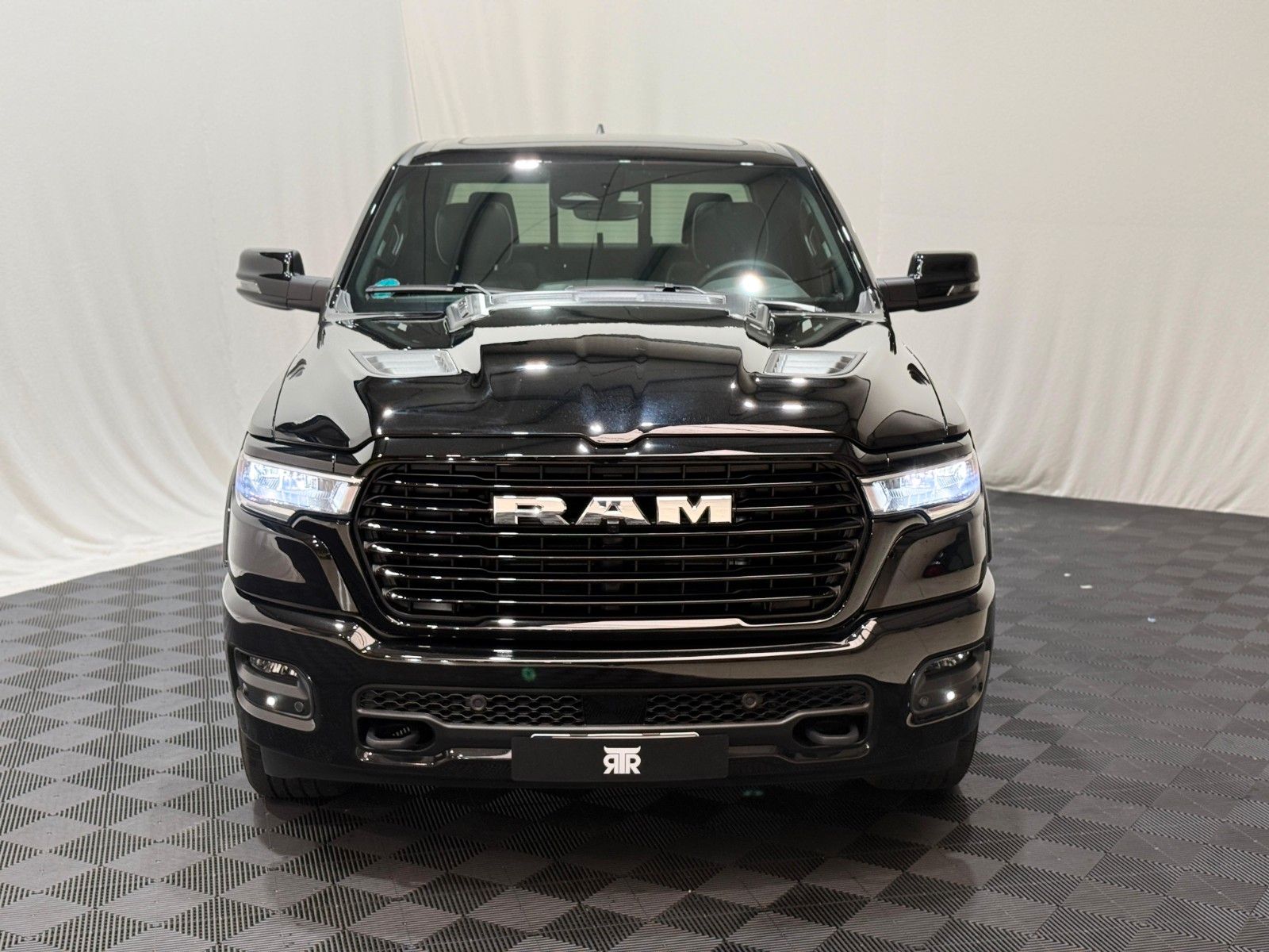 Dodge RAM 1500 Laramie Sport MY25 *LPG,REVOLVER,AHK*