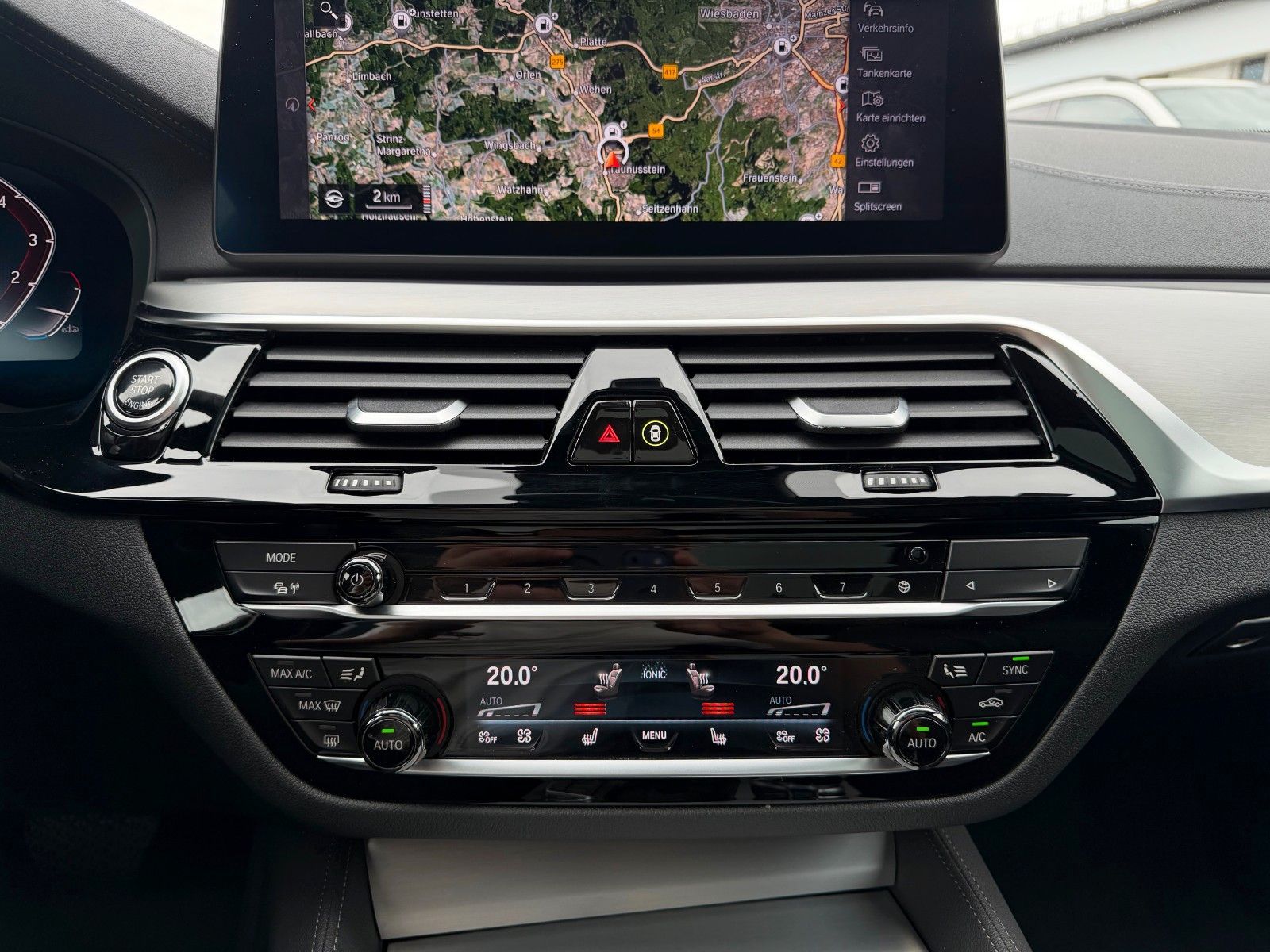 BMW 530i Luxury PANO*DDC*Leder*ACC*360°*AdapLED*HiFi