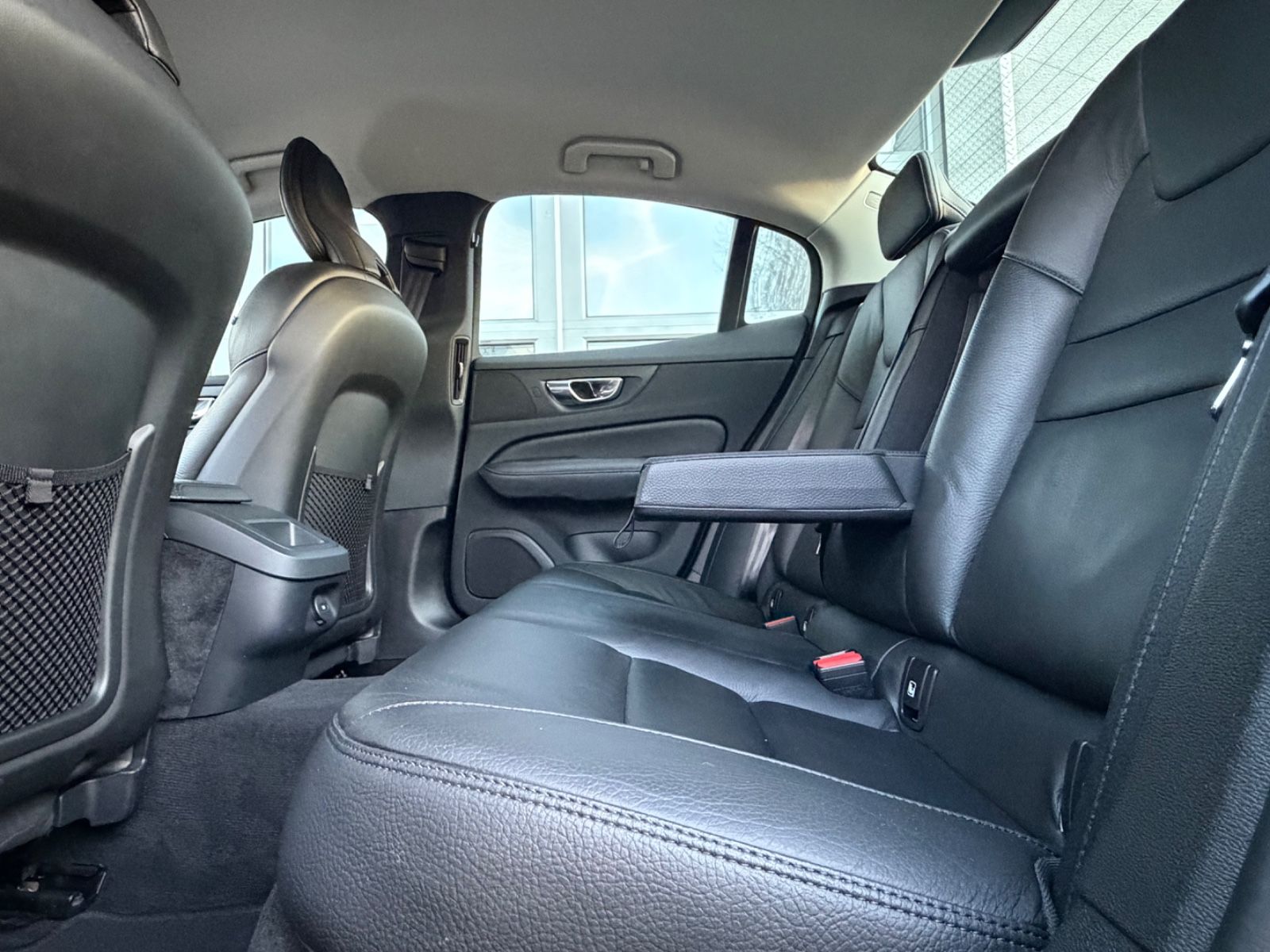Volvo S60 B4 B INSCRIPTION*LEDER*MEMORY*LED*KEY*NAVI