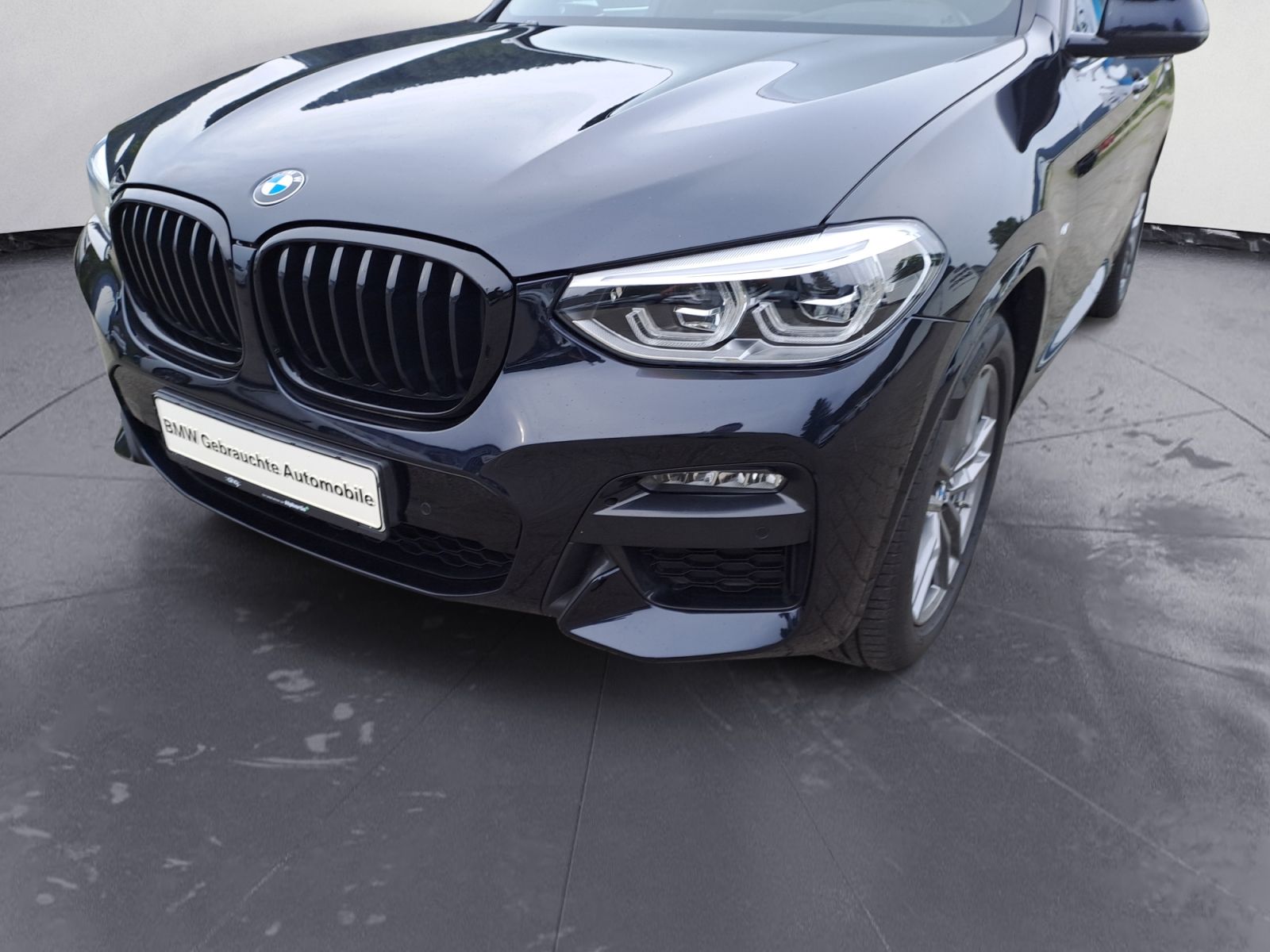BMW X3 xDrive20d M Sportpaket - Samsaru's Car Outlet