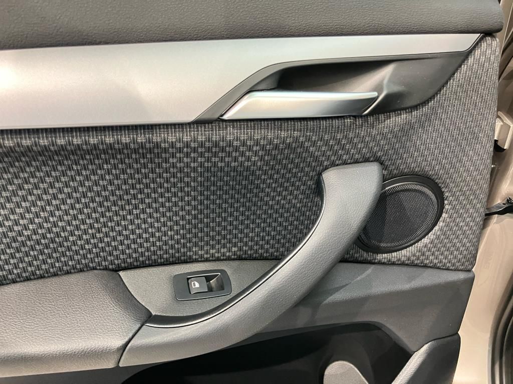 BMW X1 xDrive25e Advantage - Samsaru's Car Outlet