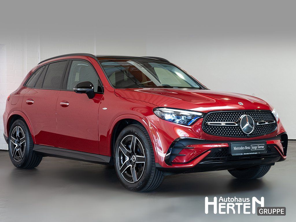 Mercedes-Benz GLC 300 de 4M+AMG+NIGHT+PANO+360°+AHK+AIRMATIC