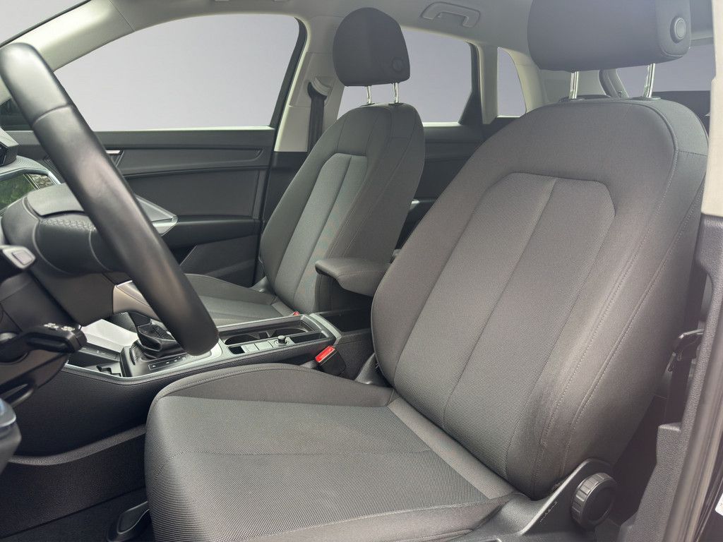 Audi Q3 35 2.0 TDI quattro advanced - Samsaru's Car Outlet